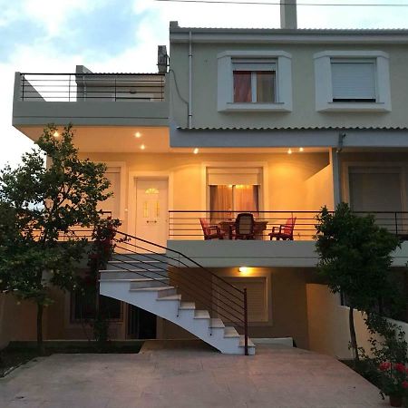 Amazing House In Kiato Near The Beach Kültér fotó