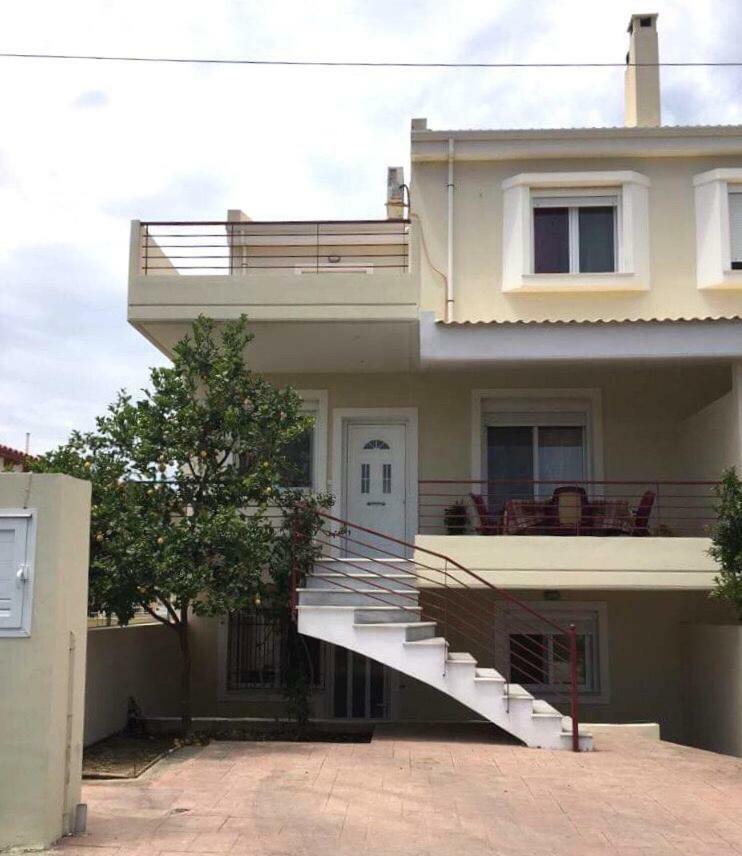 Amazing House In Kiato Near The Beach Kültér fotó